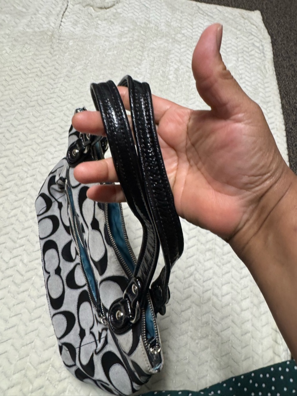 Coach Black and Gray Women's
Bag - Picture 3 of 11